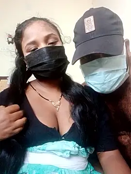 Snapshot of secret_-Couples chatting on June 12, 2026, 10:46 am secret -Couples online show from June 12, 2026, 10:46 am