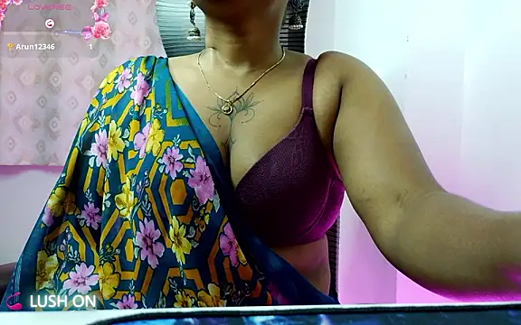Snapshot of I_am_amisha chatting on June 14, 2026, 5:19 am I am amisha online show from June 14, 2026, 5:19 am