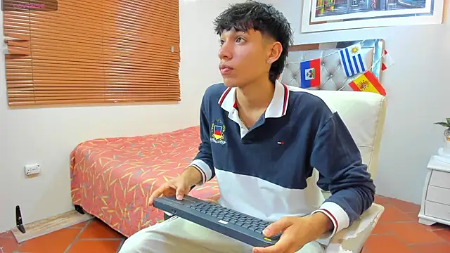 Snapshot of Jake_Falcon chatting on July 22, 2026, 11:34 am Jake Falcon online show from July 22, 2026, 11:34 am