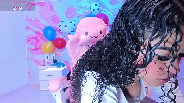 Snapshot of victoria_rosee1 chatting on July 11, 2026, 3:40 am victoria rosee1 online show from July 11, 2026, 3:40 am