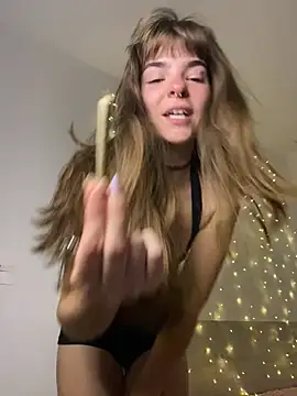 BarbieRapunzel online show from July 16, 2026, 9:12 pm
