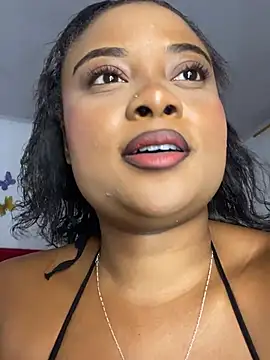Emma Riviera online show from July 14, 2026, 8:26 pm