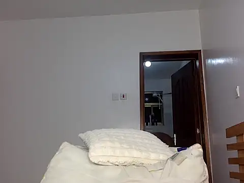 Evabanks online show from July 29, 2026, 11:48 pm