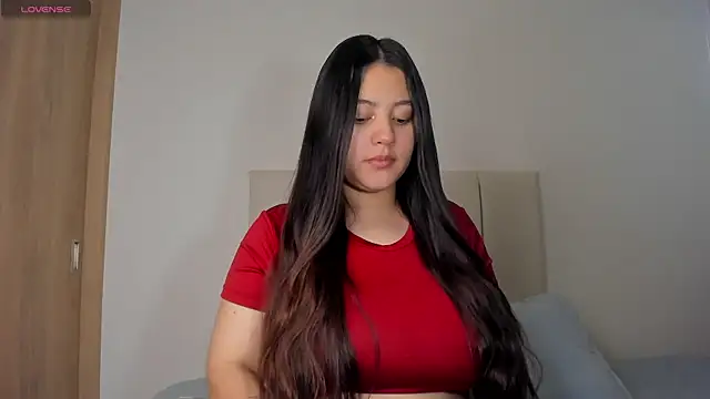 Snapshot of little_caro chatting on July 29, 2026, 2:49 pm little caro online show from July 29, 2026, 2:49 pm