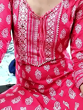 Snapshot of simran_kaur01 chatting on June 11, 2026, 7:27 am simran kaur01 online show from June 11, 2026, 7:27 am