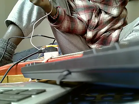 Snapshot of zelyp chatting on July 2, 2026, 6:52 am zelyp online show from July 2, 2026, 6:52 am