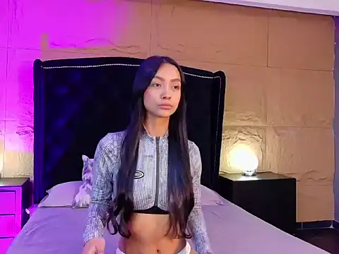 Snapshot of Ella_Walsh chatting on June 27, 2026, 12:00 pm Ella Walsh online show from June 27, 2026, 12:00 pm