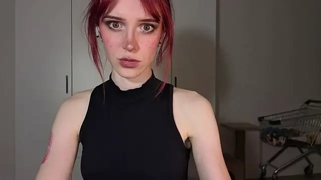 Snapshot of KayleneWesterberg chatting on July 24, 2026, 3:19 pm KayleneWesterberg online show from July 24, 2026, 3:19 pm