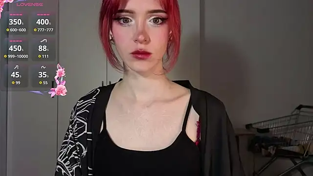 Snapshot of KayleneWesterberg chatting on August 2, 2026, 3:10 pm KayleneWesterberg online show from August 2, 2026, 3:10 pm