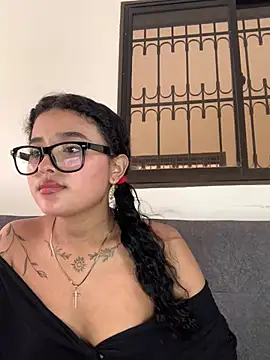 Snapshot of maryale01 chatting on June 26, 2026, 2:01 pm maryale01 online show from June 26, 2026, 2:01 pm