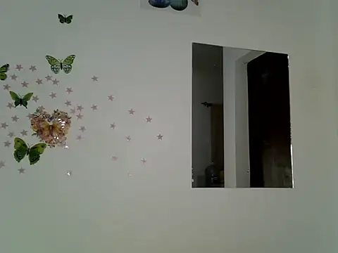 petiteebony254 online show from June 25, 2026, 5:51 pm