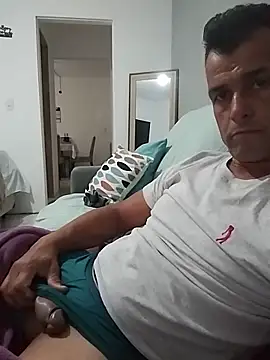 Leandrosafado online show from June 13, 2026, 2:37 pm