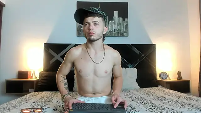 Zeus damian21 online show from June 29, 2026, 3:02 am