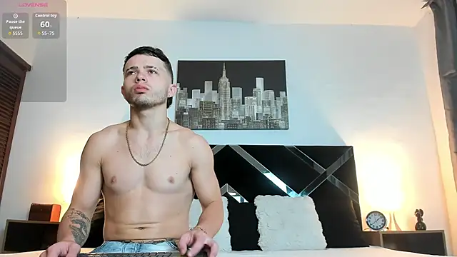 Zeus damian21 online show from June 19, 2026, 3:23 am