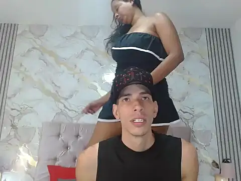 Dennise Sweet online show from June 25, 2026, 9:09 pm