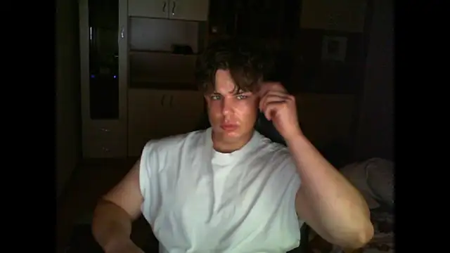 Snapshot of kanewolf_55 chatting on June 21, 2026, 9:42 pm kanewolf 55 online show from June 21, 2026, 9:42 pm