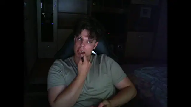 Snapshot of kanewolf_55 chatting on July 10, 2026, 10:21 pm kanewolf 55 online show from July 10, 2026, 10:21 pm