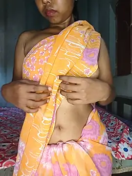 SexyMeena95 online show from June 17, 2026, 5:40 am