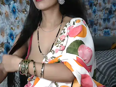 Snapshot of NottyMomo chatting on July 27, 2026, 9:49 am NottyMomo online show from July 27, 2026, 9:49 am