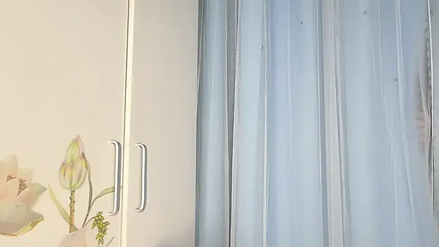 Yesqiko online show from June 28, 2026, 7:36 am