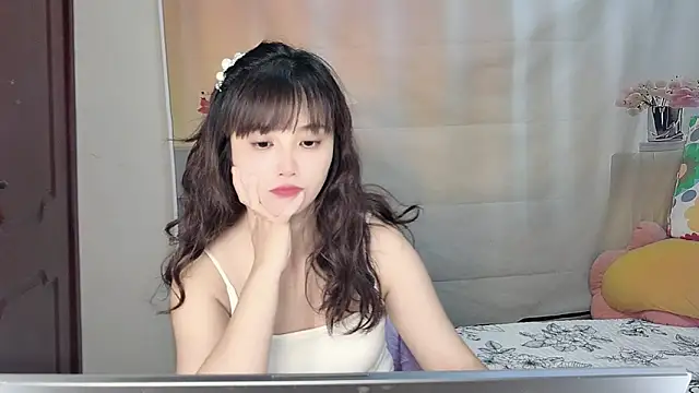 Yesqiko online show from June 17, 2026, 5:34 pm