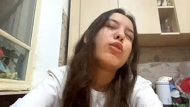 MathaEspejo online show from June 13, 2026, 5:44 pm