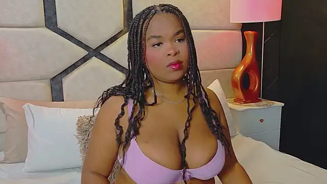 Snapshot of EbonyHenner chatting on July 13, 2026, 12:15 pm EbonyHenner online show from July 13, 2026, 12:15 pm