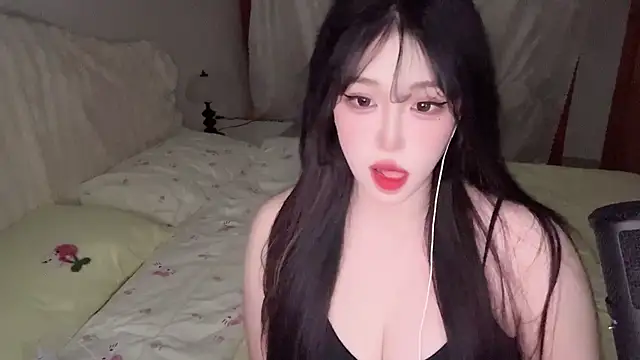 xinxinbabyisme online show from June 25, 2026, 3:50 pm