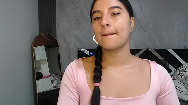Snapshot of nyx_kitty_a chatting on July 18, 2026, 1:41 pm nyx kitty a online show from July 18, 2026, 1:41 pm