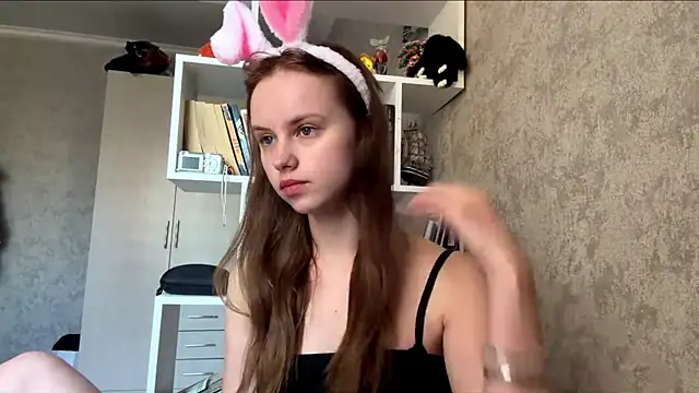 Snapshot of Mollybeans chatting on July 18, 2026, 2:25 pm Mollybeans online show from July 18, 2026, 2:25 pm
