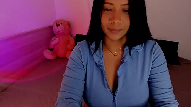 NicolePasqualott online show from November 24, 2025, 9:15 pm