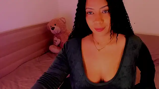 NicolePasqualott online show from November 9, 2025, 8:13 pm