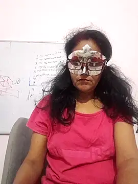 Snapshot of Indianbhaabhi chatting on July 18, 2026, 7:55 pm Indianbhaabhi online show from July 18, 2026, 7:55 pm