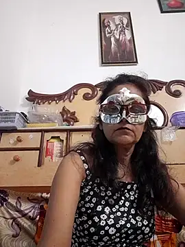 Snapshot of Indianbhaabhi chatting on July 9, 2026, 12:04 pm Indianbhaabhi online show from July 9, 2026, 12:04 pm