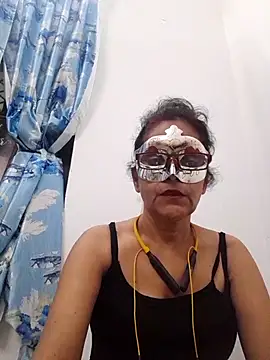 Snapshot of Indianbhaabhi chatting on July 17, 2026, 7:33 pm Indianbhaabhi online show from July 17, 2026, 7:33 pm