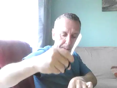 Snapshot of RafalekRozmarynowski81 chatting on June 20, 2026, 4:17 am RafalekRozmarynowski81 online show from June 20, 2026, 4:17 am