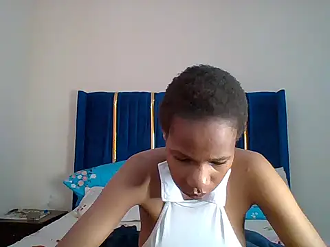 Snapshot of jay-ezike chatting on July 18, 2026, 5:16 am jay-ezike online show from July 18, 2026, 5:16 am