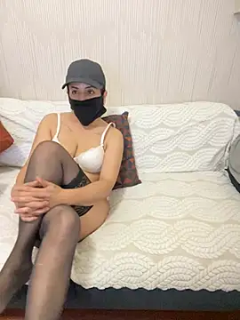 Ceylann026 online show from July 6, 2026, 10:01 pm