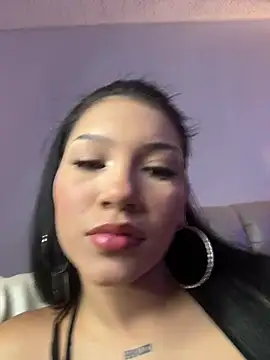Snapshot of Cat_couplee69 chatting on July 24, 2026, 8:10 am Cat couplee69 online show from July 24, 2026, 8:10 am