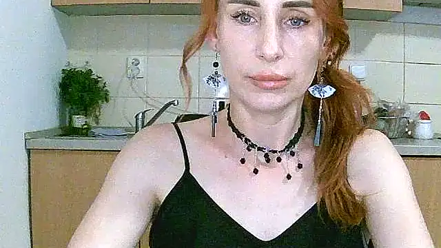 Snapshot of AimeeAlan chatting on June 28, 2026, 12:44 pm AimeeAlan online show from June 28, 2026, 12:44 pm