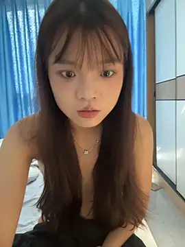Snapshot of ela_sisi chatting on July 1, 2026, 1:06 am ela sisi online show from July 1, 2026, 1:06 am