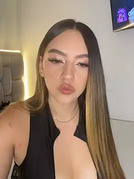 Bellarose x1 online show from June 21, 2026, 3:34 am