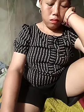 Snapshot of Lotus_09 chatting on July 2, 2026, 3:29 pm Lotus 09 online show from July 2, 2026, 3:29 pm
