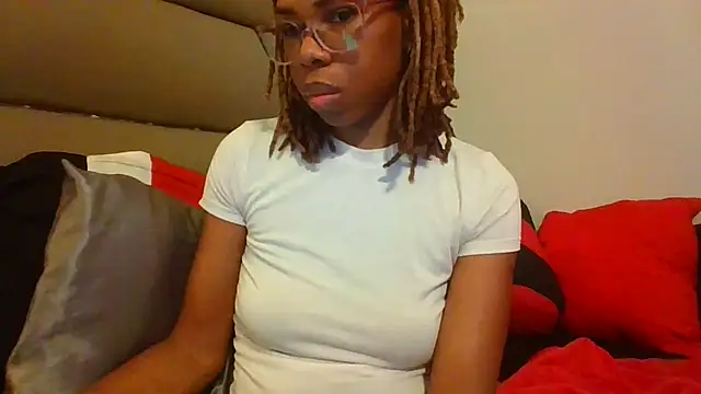 Opal Rainbow online show from November 21, 2025, 6:01 am