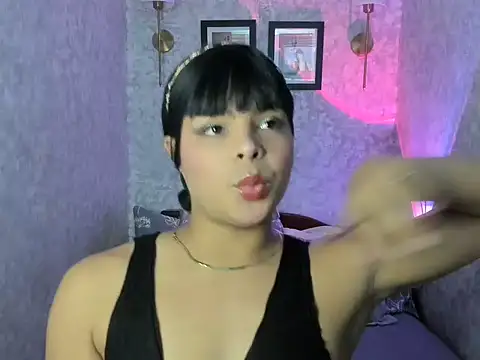 Snapshot of emily_rosue_ chatting on July 21, 2026, 1:41 am emily rosue online show from July 21, 2026, 1:41 am