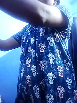 Snapshot of Tamil-neelavathi chatting on June 18, 2026, 8:02 am Tamil-neelavathi online show from June 18, 2026, 8:02 am