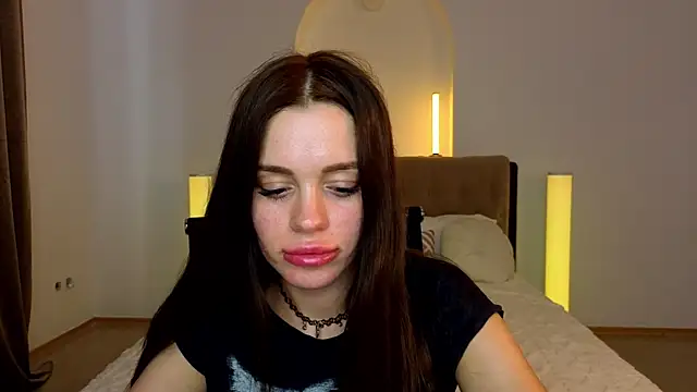 Little cuti1e online show from July 24, 2026, 9:27 am