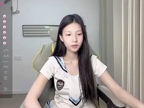 Snapshot of yy-1314 chatting on June 17, 2026, 12:15 pm yy-1314 online show from June 17, 2026, 12:15 pm