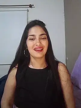 Snapshot of zayamores chatting on June 21, 2026, 1:00 am zayamores online show from June 21, 2026, 1:00 am