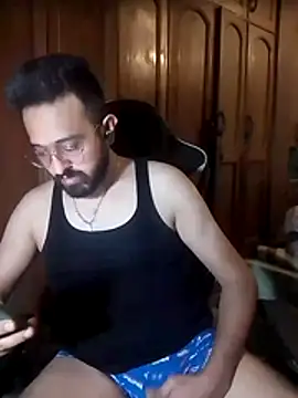 Snapshot of freakkydessi chatting on July 17, 2026, 6:21 am freakkydessi online show from July 17, 2026, 6:21 am